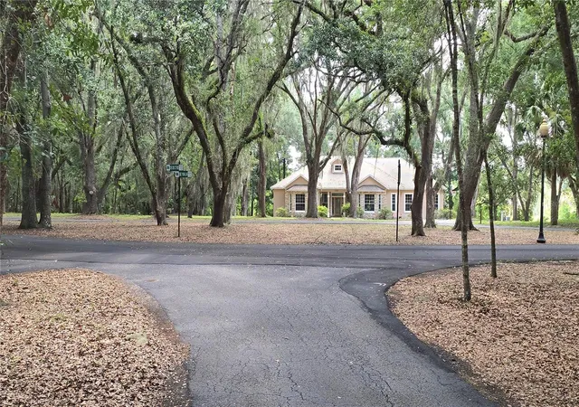 Photo 4 of Land for sale at SE 158th Place, Umatilla, FL 32784 | MLS# OM726281 | Listing updated on 2026-09-25