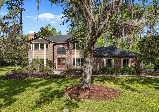 Photo 3 of Sale Pending at 1118 Sw 112th Street, Gainesville, FL 32607 | MLS# GC541030 | Listing updated on 2026-08-25