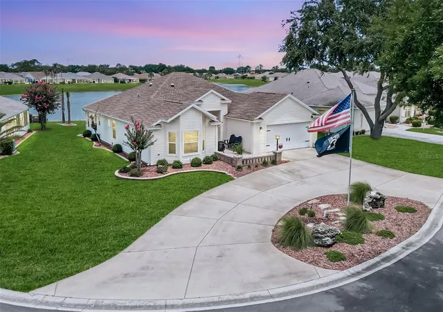Photo 1 of Single family home for sale at 2054 Palo Alto Ave, Lady Lake, FL 32159 | MLS# G5113521 | Listing updated on 2026-09-25