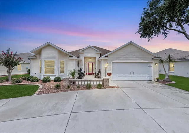Photo 2 of Single family home for sale at 2054 Palo Alto Ave, Lady Lake, FL 32159 | MLS# G5113521 | Listing updated on 2026-09-25