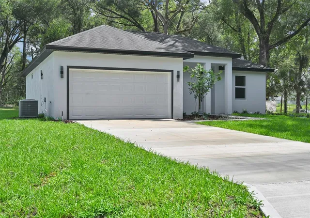 Photo 3 of Single family home for sale at 13855 Sw 110th Place, Dunnellon, FL 34432 | MLS# O6415231 | Listing updated on 2026-09-24