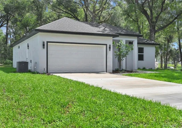 Photo 3 of Single family home for sale at 13855 SW 110th Place, Dunnellon, FL 34432 | MLS# O6415231 | Listing updated on 2026-09-24
