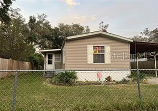 Photo 3 of Manufactured home for sale at 4422 Stillman St, Zephyrhills, FL 33542 | MLS# TB8517278 | Listing updated on 2026-08-31