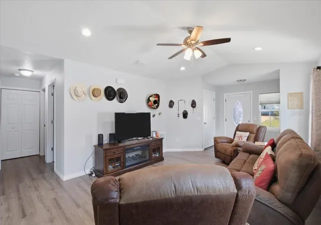 Photo 3 of Single family home for sale at 14584 20th Street, Dade City, FL 33523 | MLS# O6415237 | Listing updated on 2026-09-12