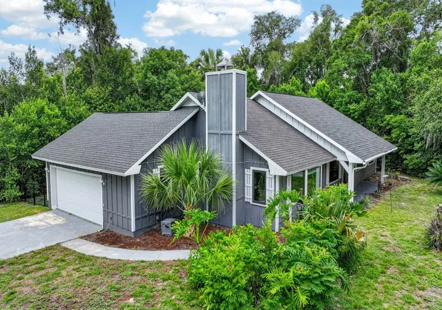 Photo 1 of Single family home for sale at 11 Rio Pinar Trl, Ormond Beach, FL 32174 | MLS# V4949552 | Listing updated on 2026-10-06