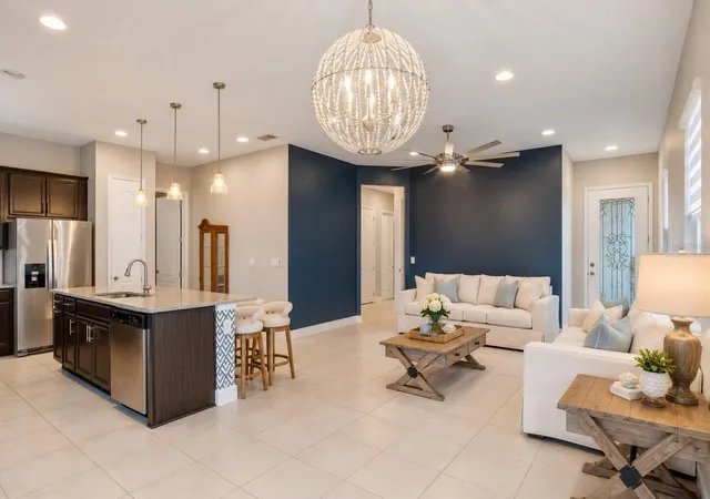 Photo 3 of Single family home for sale at 5027 E Fountainwood Dr, Saint Cloud, FL 34772 | MLS# O6415240 | Listing updated on 2026-10-22
