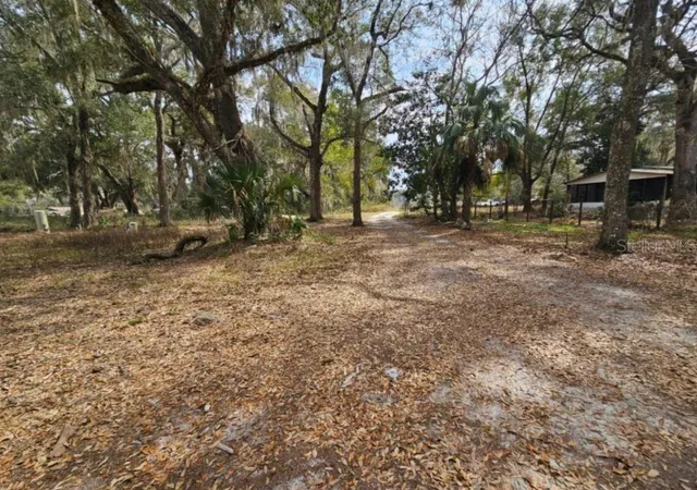 2nd image of 4210 Ne 175th Street Rd, Citra, FL 32113 | MLS# G5113523