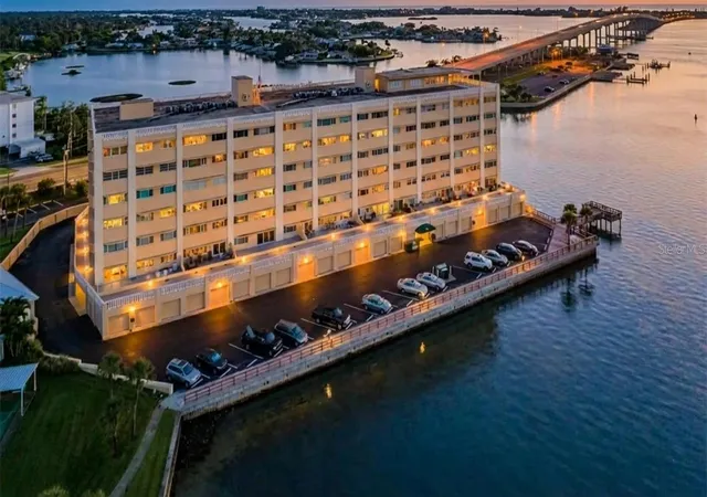 Homes for sale in Belleair Bluffs, FL | 100 Bluff View Dr #211C, Belleair Bluffs, FL 33770 | MLS# TB8517309