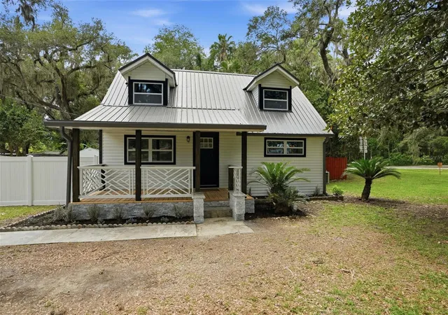 2nd image of 14335 Snow Memorial Hwy, Brooksville, FL 34601 | MLS# W7886566