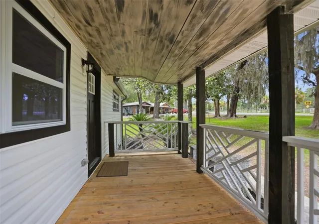 Photo 4 of Single family home for sale at 14335 Snow Memorial Hwy, Brooksville, FL 34601 | MLS# W7886566 | Listing updated on 2026-09-21