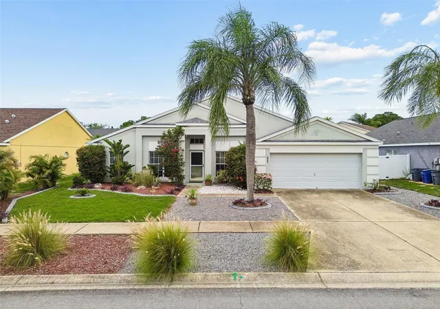 1st image of 923 Hunter Ln, Tarpon Springs, FL 34689 | MLS# TB8517328