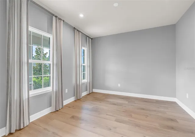 Photo 4 of Single family home for sale at 3009 Robles Rd, Clermont, FL 34711 | MLS# O6415278 | Listing updated on 2026-10-14