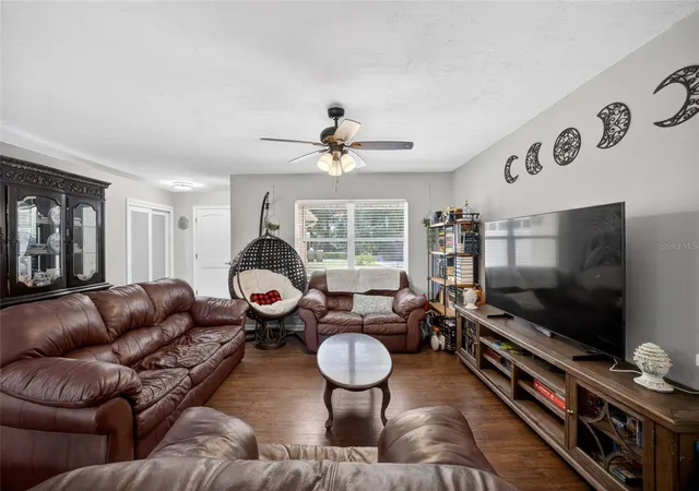 Homes for sale in Fruitland Park, FL | 36435 Via Marcia, Fruitland Park, FL 34731 | MLS# O6415291