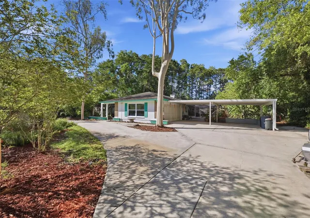 4th image of 9116 Lakeview Dr, New Port Richey, FL 34654 | MLS# W7886572