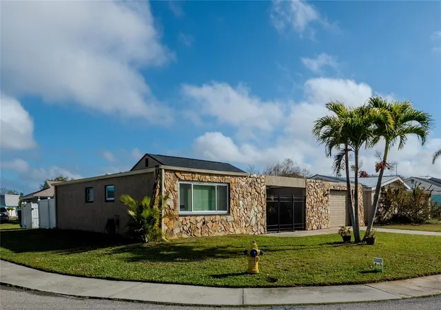 Photo 3 of Single family home for sale at 3629 Haven Dr, New Port Richey, FL 34652 | MLS# O6415298 | Listing updated on 2026-09-02