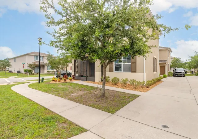 3rd image of 1660 Pham Dr, Port Orange, FL 32129 | MLS# V4949555