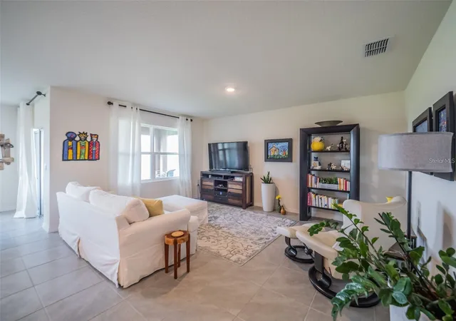 5th image of 4885 Panga Ave, Mount Dora, FL 32757 | MLS# G5113529