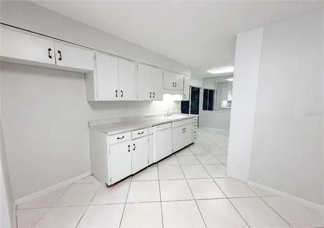 5th image of 1431 Coburn Dr, Tarpon Springs, FL 34689 | MLS# O6415301