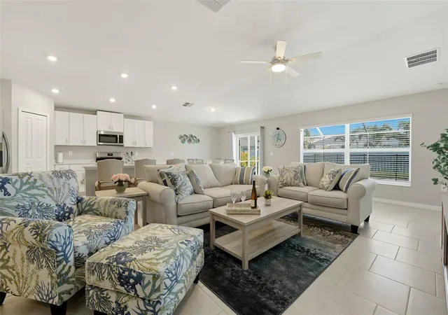 5th image of 113 Leisure Pl, Rotonda West, FL 33947 | MLS# D6147746