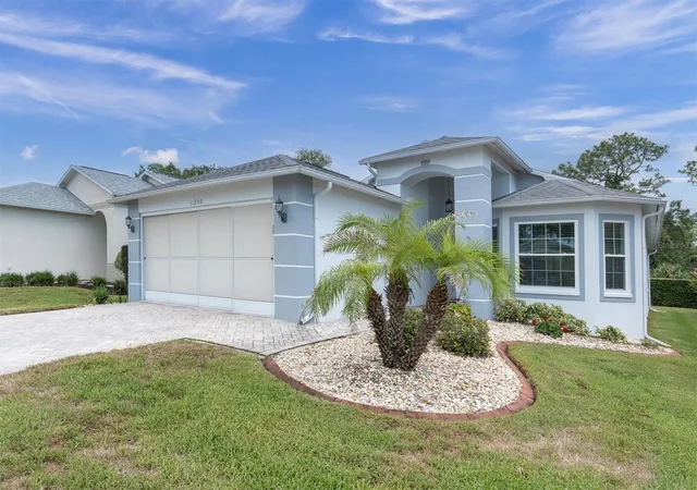 Photo 1 of Single family home for sale at 11250 Hollander Ave, Hudson, FL 34667 | MLS# W7886575 | Listing updated on 2026-06-23