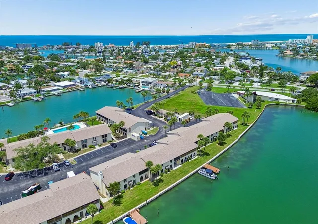 Homes for sale in Treasure Island, FL | 552 Plaza Seville Ct #97, Treasure Island, FL 33706 | MLS# TB8517350