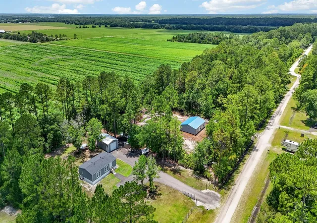 2nd image of 3900 Biscayne Blvd, BUNNELL, FL 32110