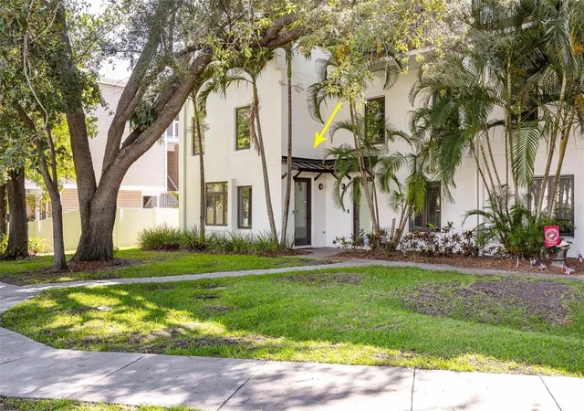 1st image of 512 S Glen Ave, Tampa, FL 33609 | MLS# TB8517362