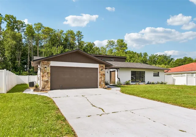 Homes for sale in Lutz, FL | 4545 Debbie Ln, Lutz, FL 33559 | MLS# TB8517394