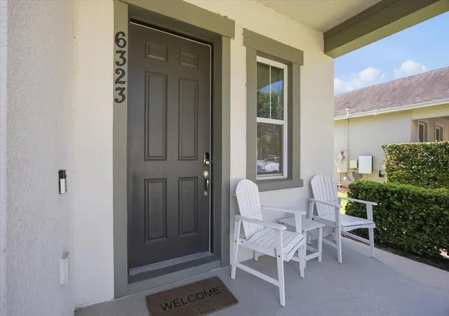 Photo 3 of Single family home for sale at 6323 Hamlin Reserve Blvd, Winter Garden, FL 34787 | MLS# O6415343 | Listing updated on 2026-10-17