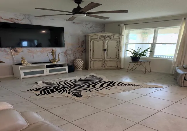 4th image of 5240 Greenheart Ave, Mount Dora, FL 32757 | MLS# G5113537