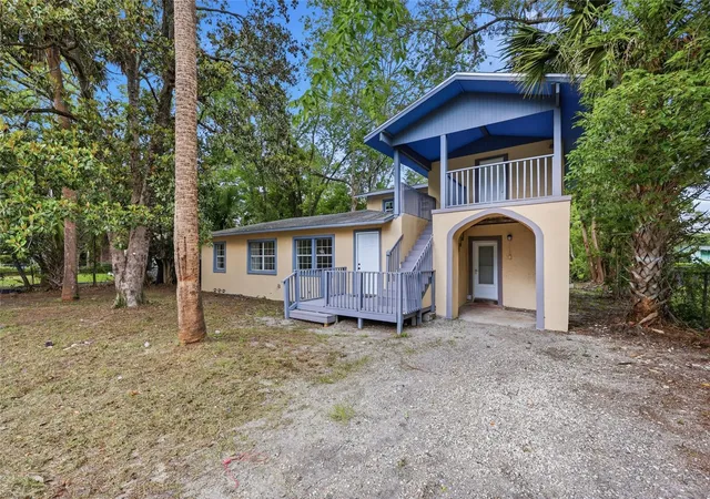 Photo 2 of Single family home for sale at 821 NE 22nd Terrace, Gainesville, FL 32641 | MLS# GC541039 | Listing updated on 2026-09-02