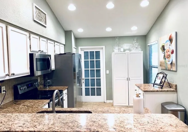 Photo 3 of Single family home for sale at 7333 Radiant Cir, Orlando, FL 32810 | MLS# G5113540 | Listing updated on 2026-08-31