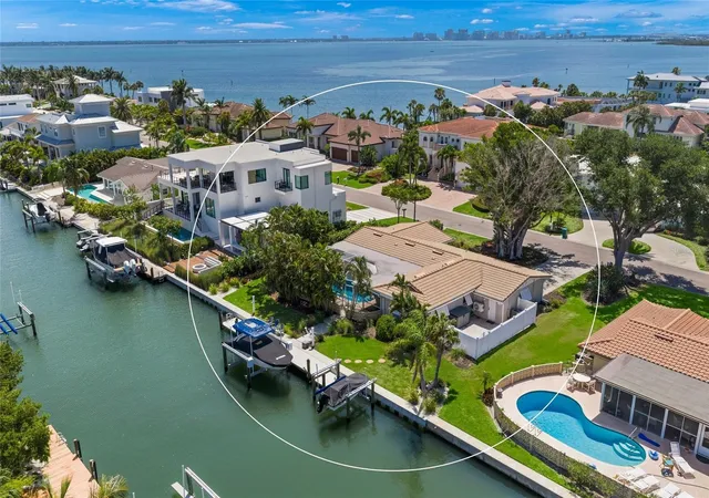 3rd image of 549 Halyard Ln, Longboat Key, FL 34228 | MLS# A4696535