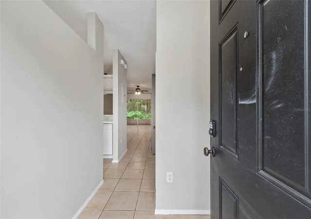 4th image of 30005 Granda Hills Ct, Wesley Chapel, FL 33543 | MLS# TB8517420