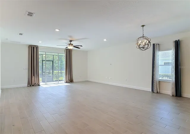 4th image of 2183 Raglan Cir, Ormond Beach, FL 32174 | MLS# V4949561