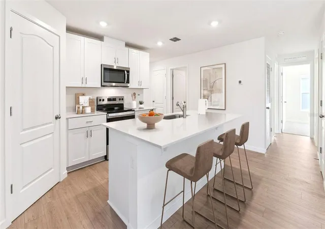 Photo 2 of Single family home for sale at 133 Heirloom Dr, Ormond Beach, FL 32174 | MLS# O6415359 | Listing updated on 2026-09-28