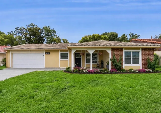 Photo 1 of Single family home for sale at 5246 Mayapple Cir, Orlando, FL 32821 | MLS# W7886581 | Listing updated on 2026-10-07