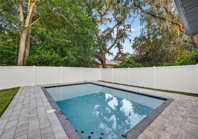 Homes for sale in Winter Park, FL | 240 N Phelps Ave, Winter Park, FL 32789 | MLS# O6415360