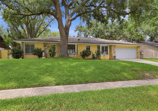 1st image of 1701 Wind Willow Rd, Belle Isle, FL 32809 | MLS# V4949564
