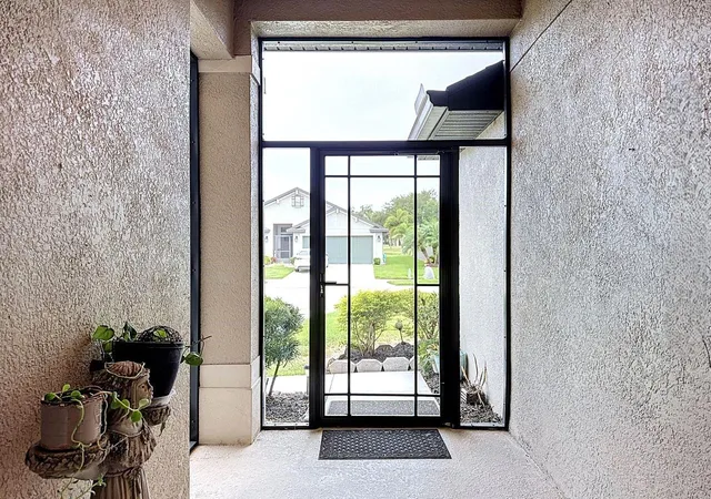 3rd image of 9210 52Nd Ave E, Palmetto, FL 34221 | MLS# TB8517430