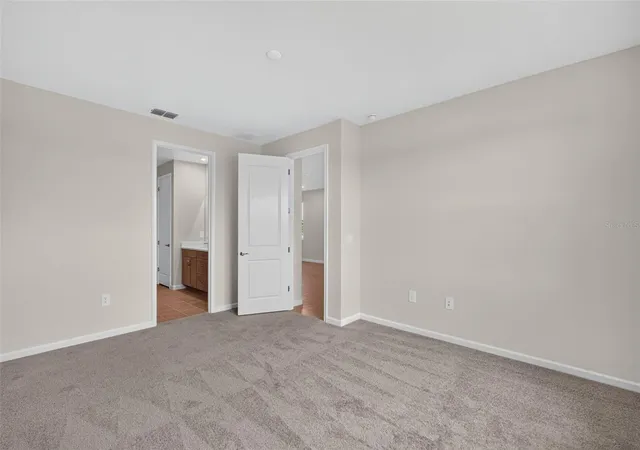 Photo 4 of House for sale at 18476 Green Garden Ct, Venice, FL 34293 | MLS# TB8517432 | Listing updated on 2026-10-08