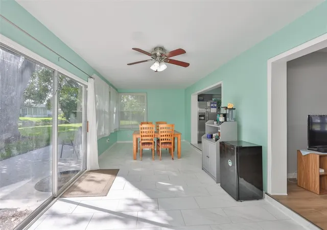3rd image of 2335 Surrey Ln, Clearwater, FL 33763 | MLS# TB8517433