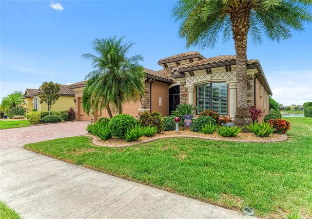 5th image of 20455 Granlago Dr, Venice, FL 34293 | MLS# N6144664