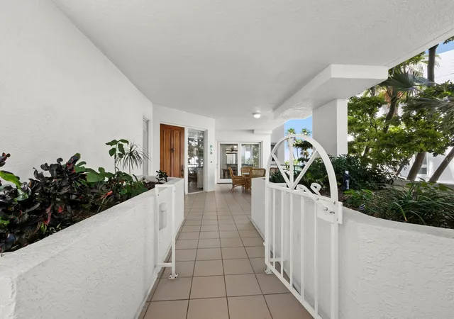 5th image of 350 Gulf Of Mexico Dr, Longboat Key, FL 34228