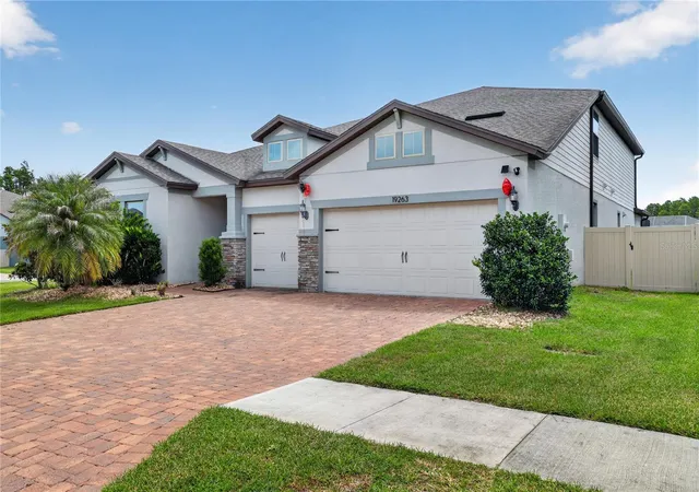 Photo 2 of Single family home for sale at 19263 Briarbrook Dr, Tampa, FL 33647 | MLS# A4696555 | Listing updated on 2026-09-02