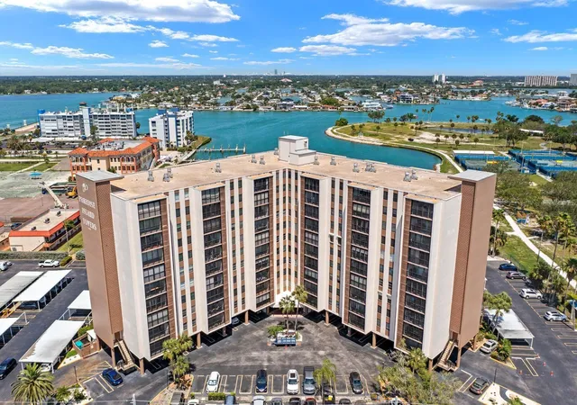 24th image of 10355 Paradise Blvd #512, Treasure Island, FL 33706 | MLS# TB8517485
