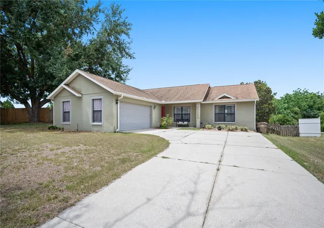 Homes for sale in Clermont, FL | 11724 Constance Wy, Clermont, FL 34711 | MLS# L4962609