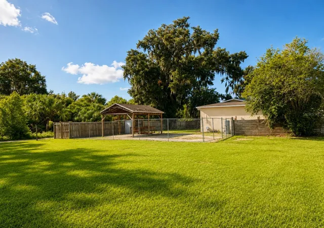 2nd image of 7536 Turkey Creek Rd, Plant City, FL 33567 | MLS# TB8517489