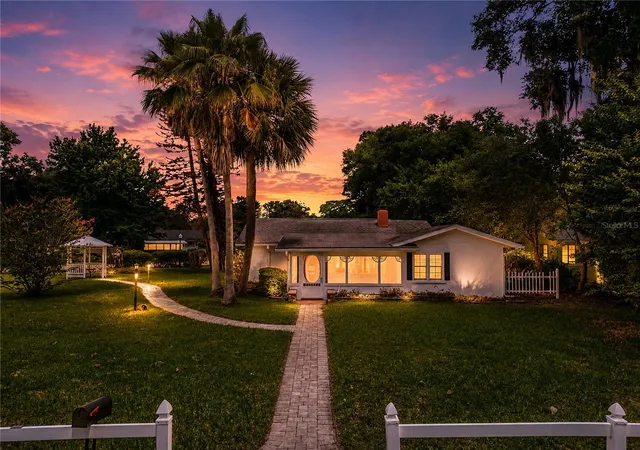 2nd image of 1635 Gertrude Pl, Mount Dora, FL 32757 | MLS# O6415401