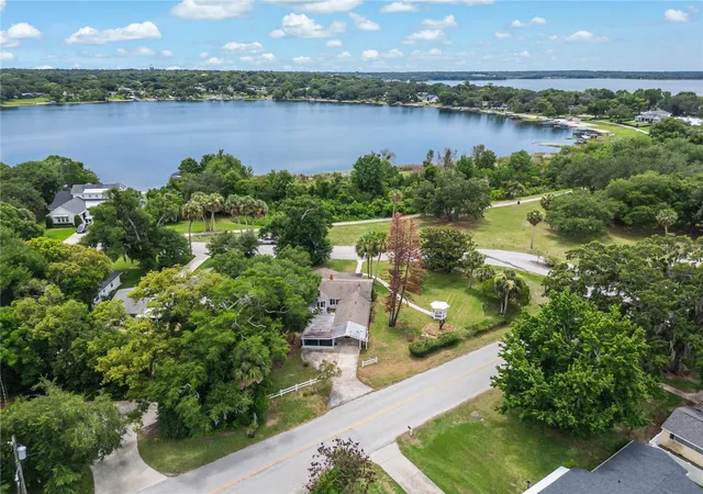 35th image of 1635 Gertrude Pl, Mount Dora, FL 32757 | MLS# O6415401